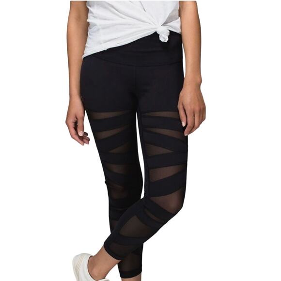 Lululemon High Times Crop Tech Breathable Mesh 7/8 Full-On Luon Black 4 - Picture 1 of 4